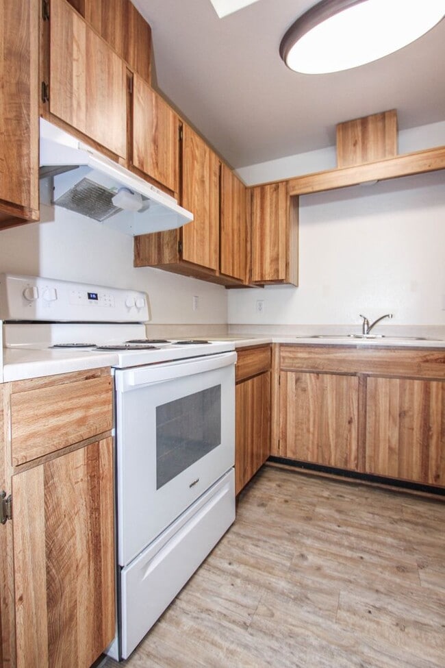 Building Photo - 7159 E Silverlode Dr