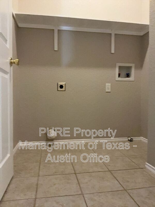 Building Photo - 302 Windridge Village Cove