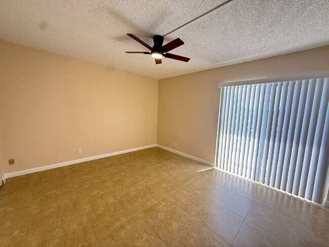 Building Photo - Charming 2-Bed Condo with a View – Water I...