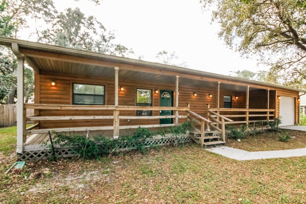 Building Photo - 411 Leafy Way Ave