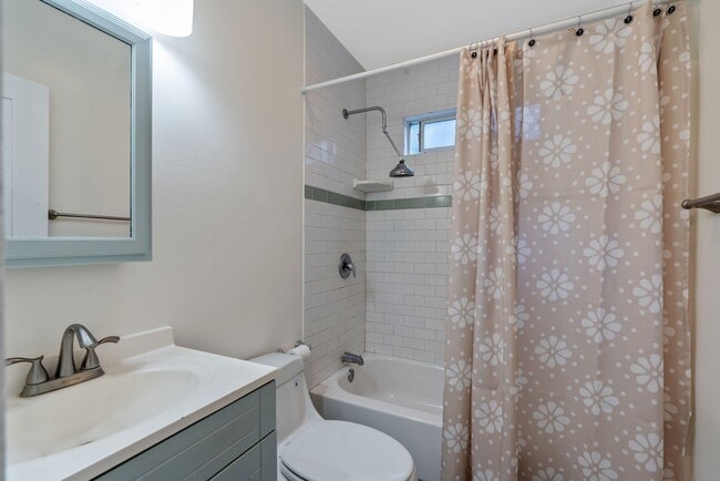 Building Photo - Stylish 2-Bedroom Retreat with Private Yar...