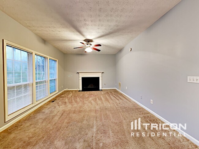 Building Photo - 5186 Hidden Meadow Ct