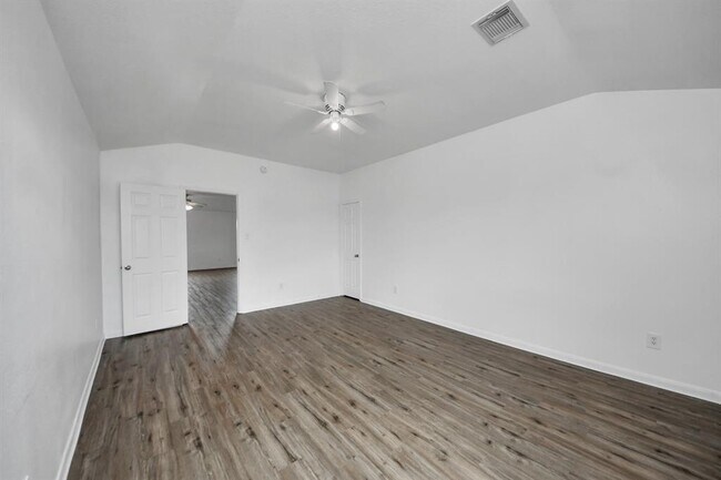 Building Photo - 9638 Brenthaven Springs Ln