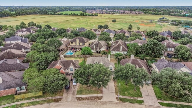 Building Photo - 9107 Huckinston Ct