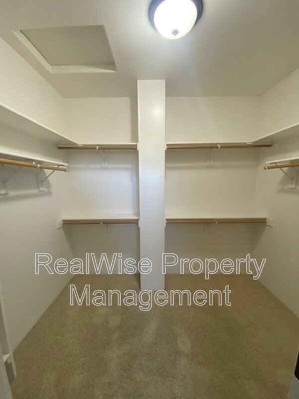 Building Photo - 1151 Rustler Peak St