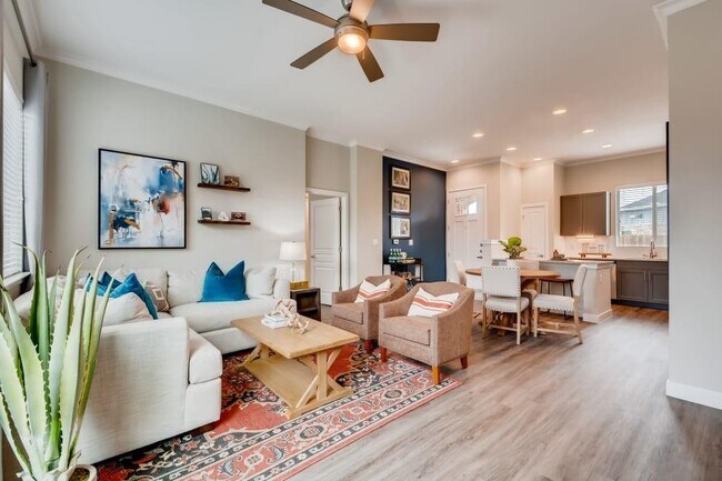 Building Photo - 8500 Comanche Springs Dr