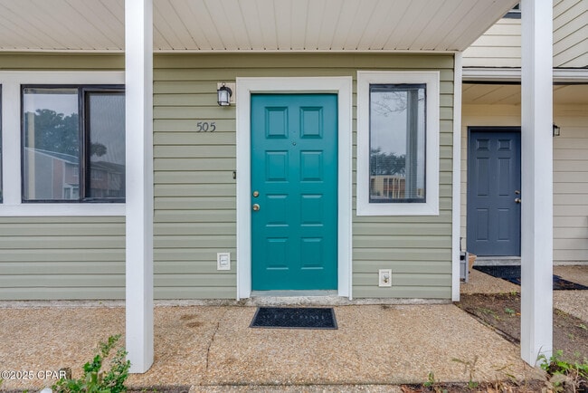 Building Photo - 505 Palermo Rd