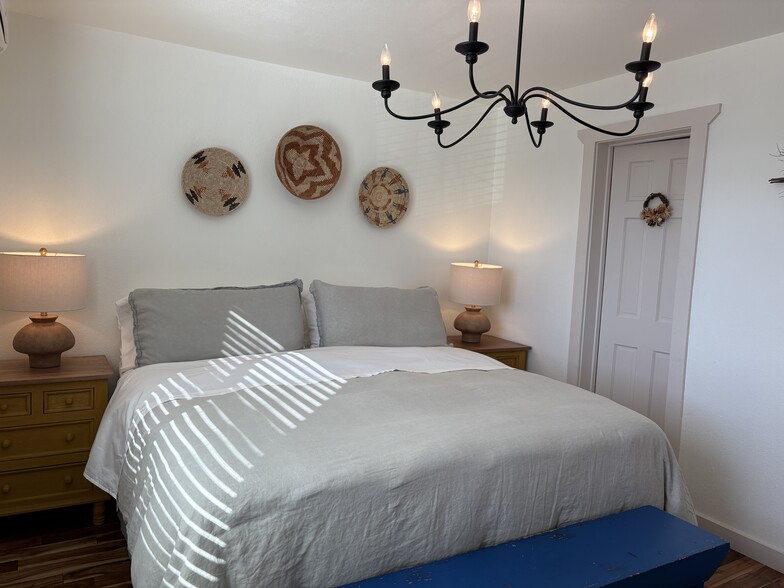 Building Photo - 1572 Avenida de Las Americas