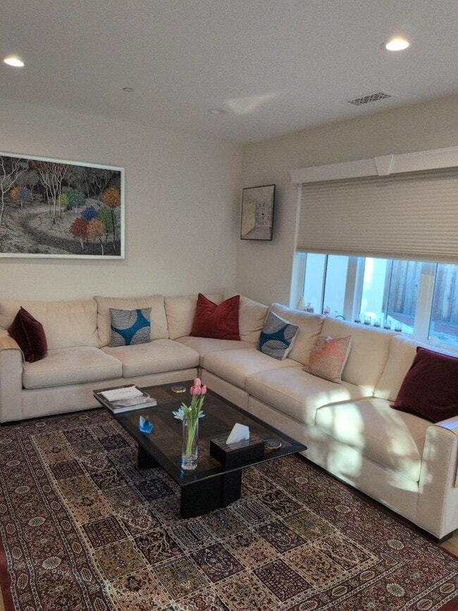 Building Photo - 1103 Creed St