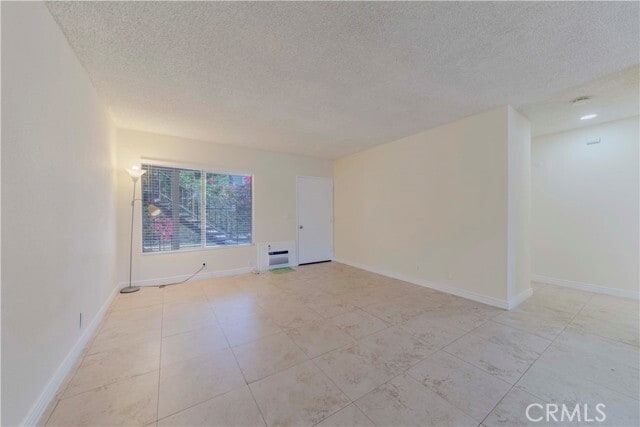 Building Photo - 1381 Burwood St