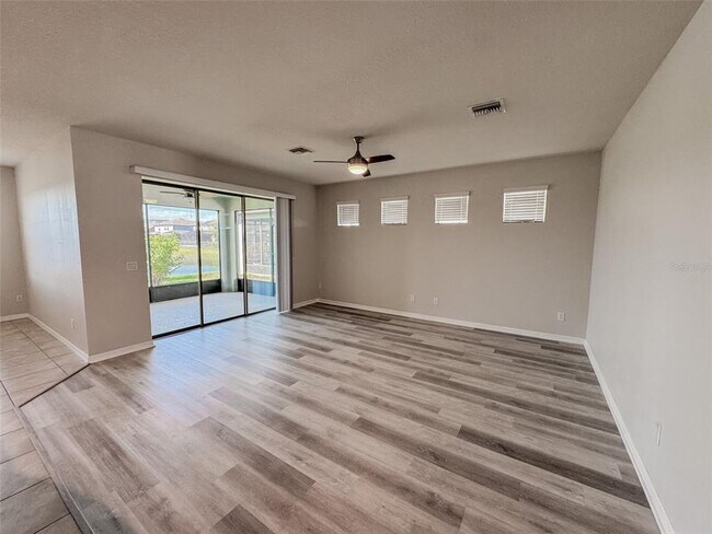 Building Photo - 6309 Kevesta Ave