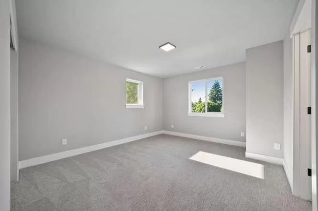 Building Photo - 6636 SE 57th Ave