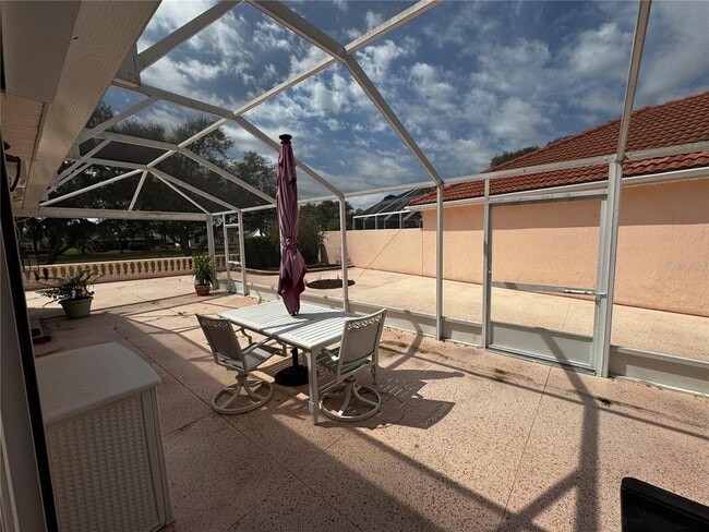 Building Photo - 1524 Martinez Dr