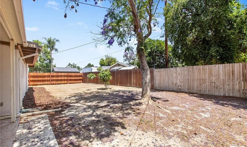 Building Photo - 8902 Sherman Dr