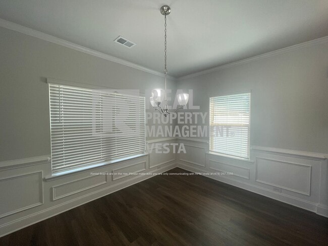 Building Photo - 514 Southern Oaks Dr