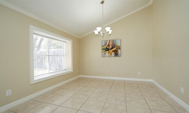 Building Photo - 6940 Foxmont Ln