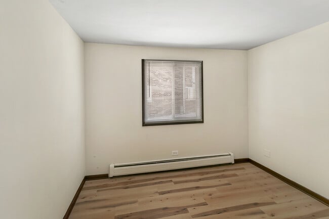 Building Photo - 2450 Terrace Ave