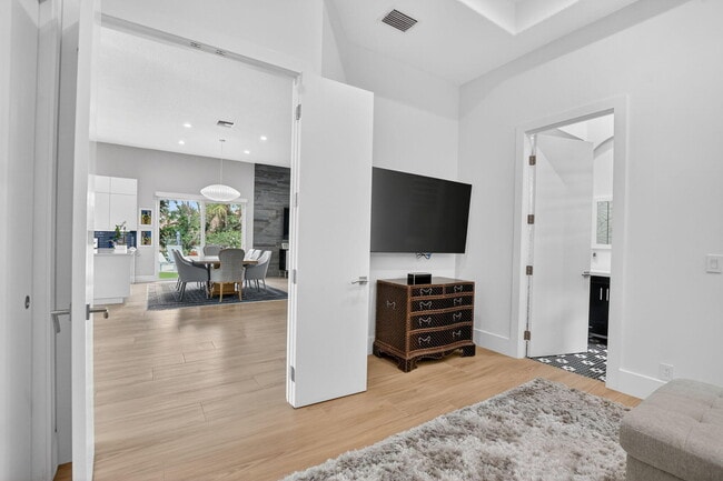 Building Photo - 7843 Villa D Este Way