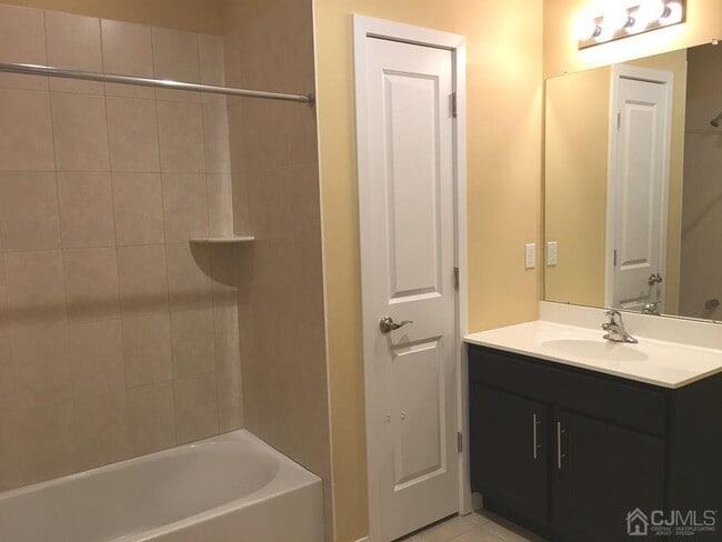 Building Photo - 446 Tower Blvd