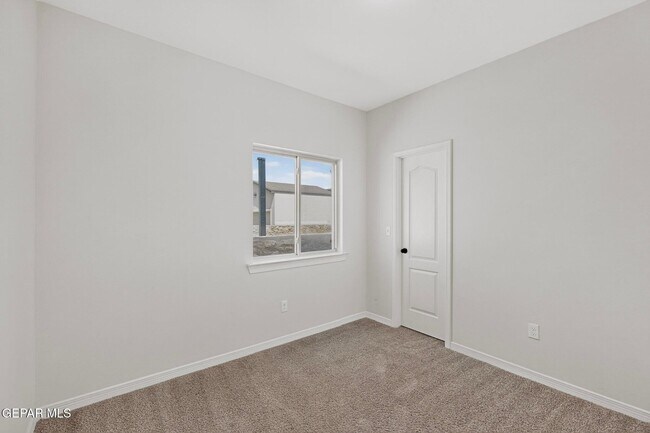 Building Photo - 14321 Chris Zingo Ln