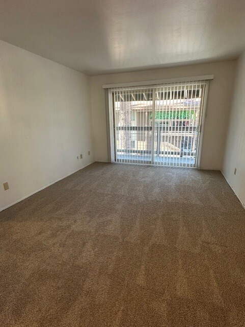 Building Photo - 776 Tallac Apartments