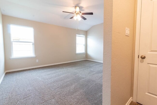 Building Photo - 1022 Fannin St