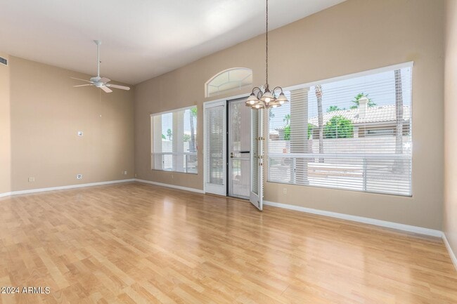 Building Photo - 8924 E Captain Dreyfus Ave