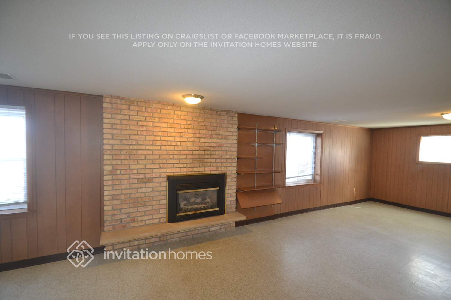 Building Photo - 11208 Mississippi Dr N