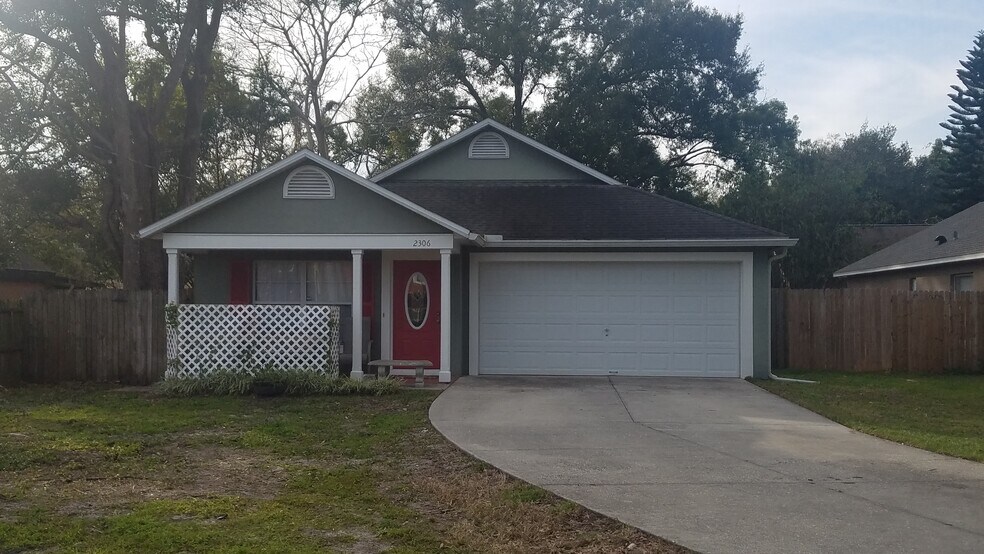 Building Photo - 2306 S Bumby Ave