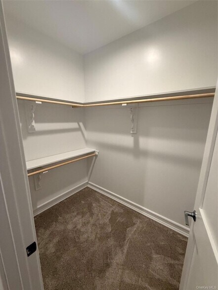 Building Photo - 122 Greenwich Ave