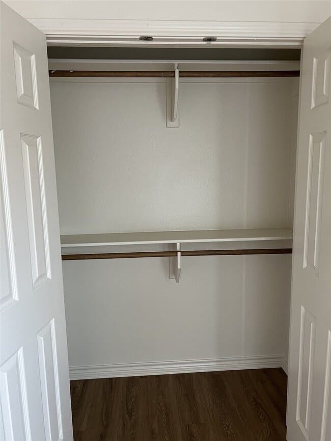 Building Photo - 712 Sharp St