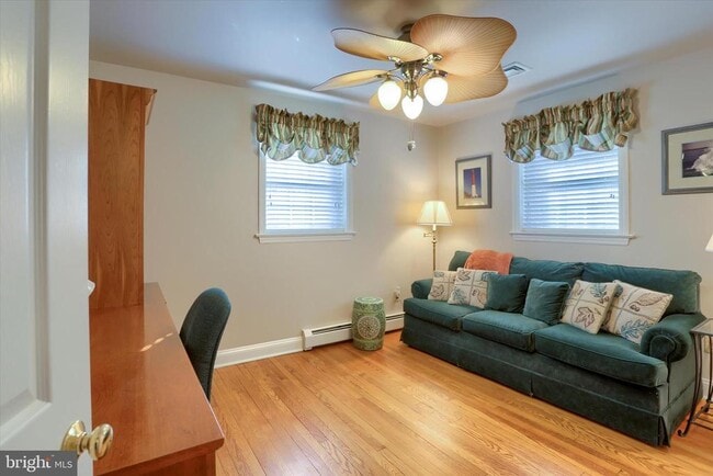 Building Photo - 2406 Roundtop Rd