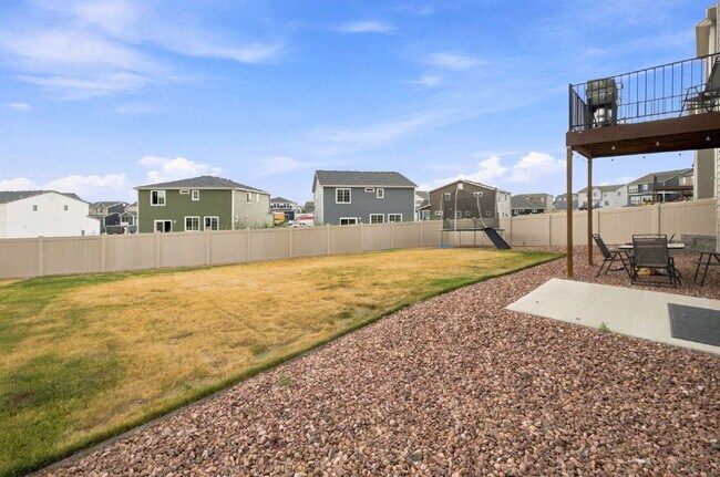 Building Photo - Beautiful 2025-Built 5 Bedroom Home with Finished Walk-Out Basement