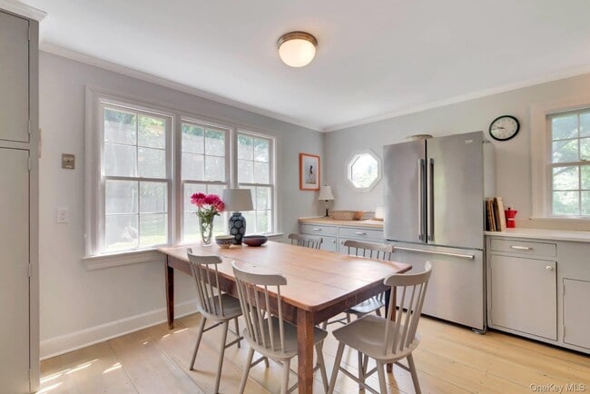 Building Photo - 90 Old Depot Rd