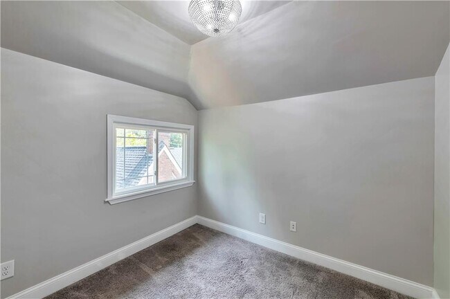 Building Photo - 1745 Sylvan Rd SW