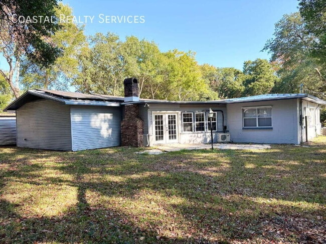 Building Photo - 32 Bay Dr NE