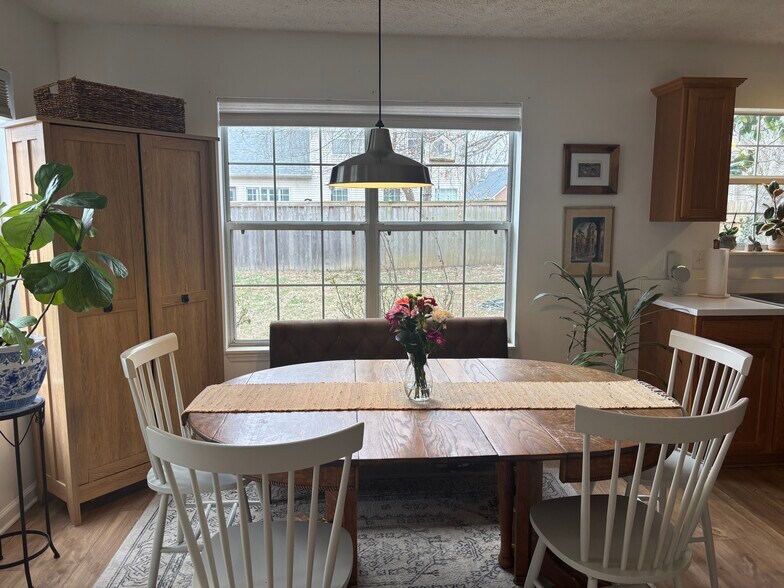 Building Photo - 9027 Tarrington Ln