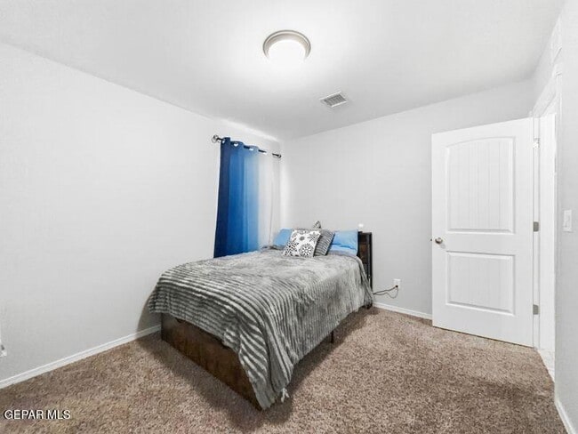 Building Photo - 13828 Summer Story Ave