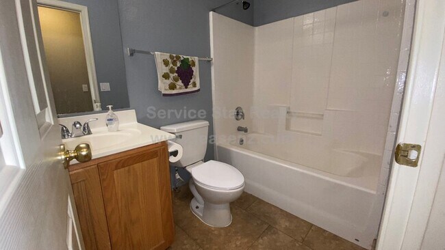 Building Photo - 3823 W White Canyon Rd