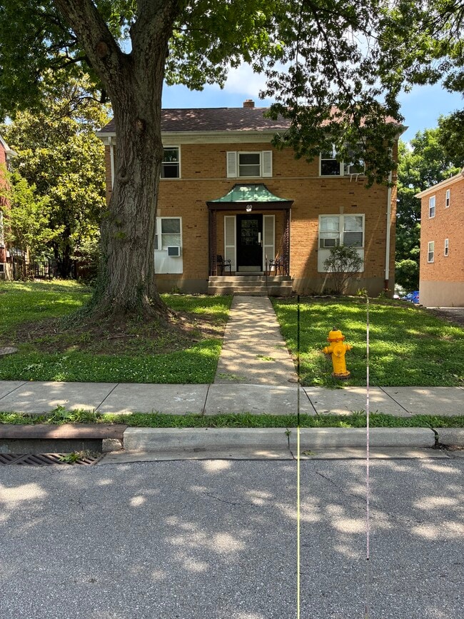 Building Photo - 40 Pleasant Ridge Ave