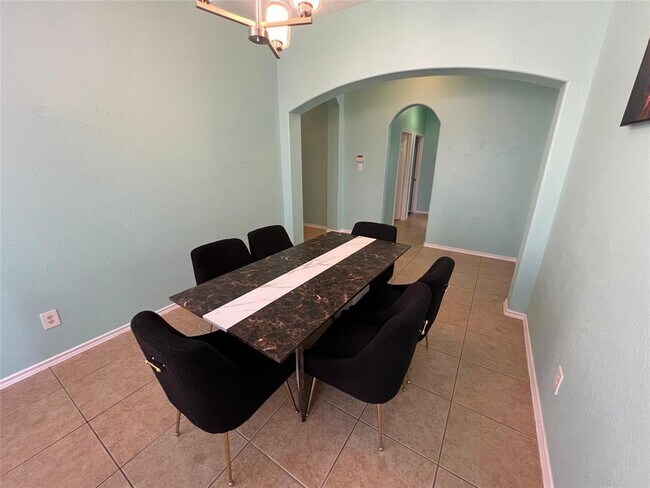 Building Photo - 7806 Crystal Moon Dr