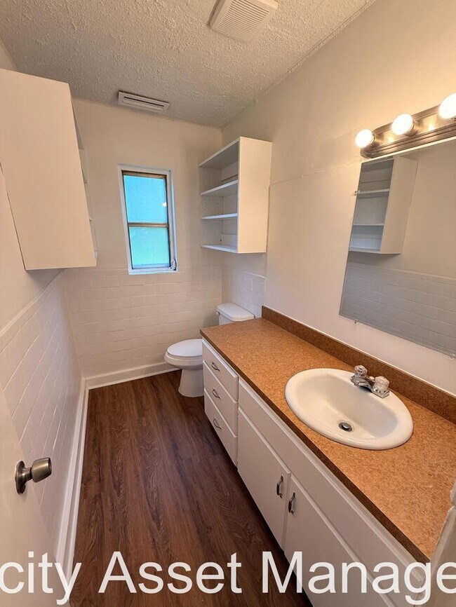 Building Photo - A MUST-SEE SECTION 8 FRIENDLY HOME!!!!