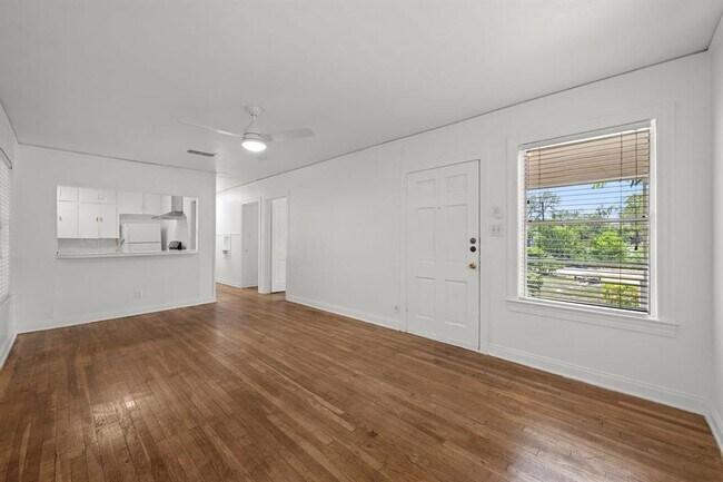Building Photo - 1520 Ullrich Ave