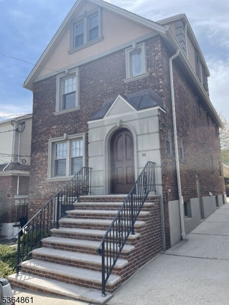 Building Photo - 460 Shannon Pl