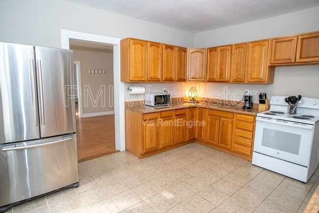 Building Photo - 73 Green Hill Pkwy