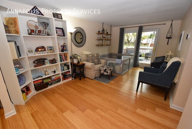 Building Photo - 206 Dauntsey Dr