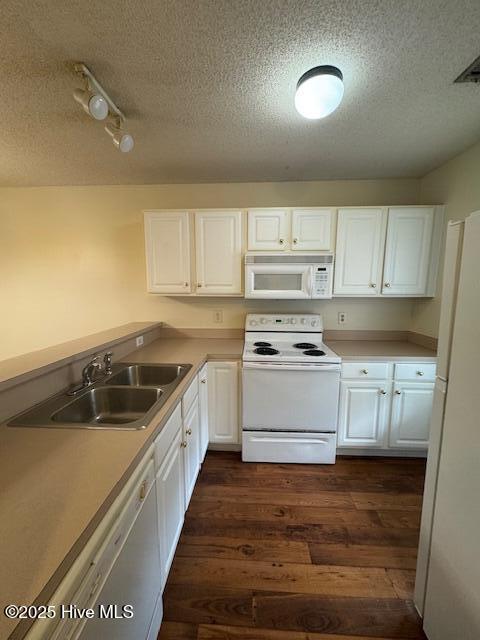 Building Photo - 4603 McClelland Dr