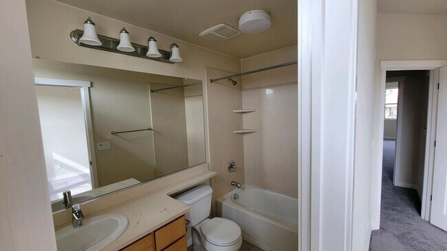 Building Photo - 109 Otter Cove Terrace
