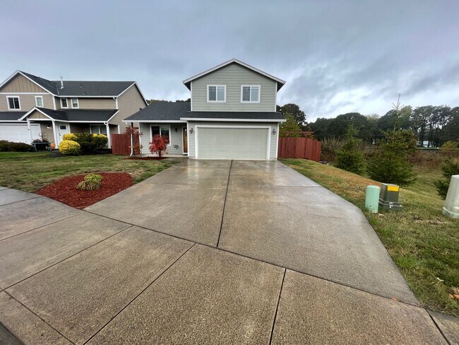 Primary Photo - ** MOVE IN SPECIAL** 4 Bedroom House in Jefferson!