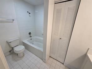Building Photo - 12112 St.Andrews Place, #212